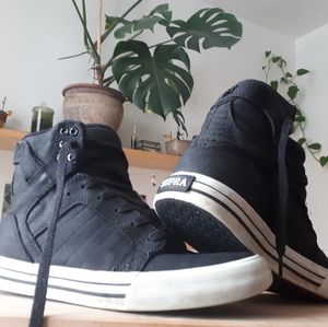 Dark Grey VAIDER high top sneakers